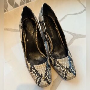 Via Spiga Snakeskin Heels - Black and Cream Sz 9